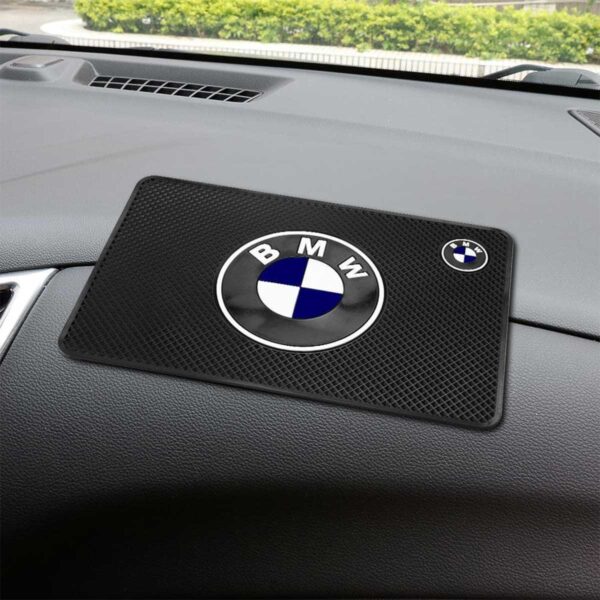 Αντιολισθητική βάση ταμπλό λογότυπο BMW